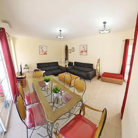 Amarillo Villa Caleta de Fuste