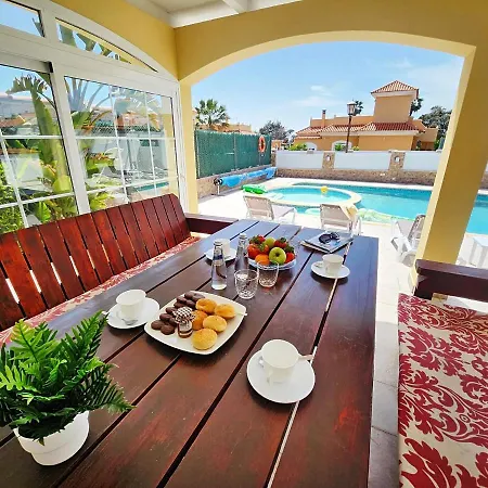 Villa Amarillo Caleta de Fuste